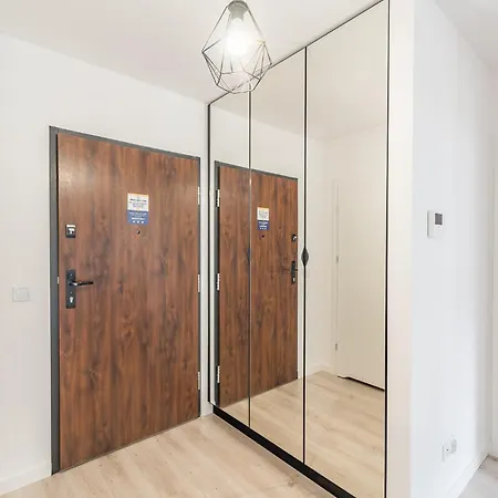 Appartement Grzegorzki - Balcony, Ac, Shops&tram Nearby - By Rentujemy Cracovie