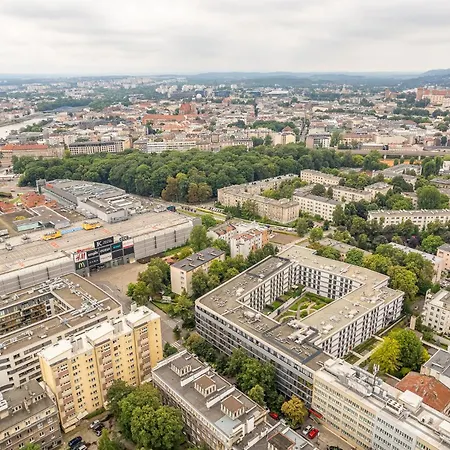 Grzegorzki - Balcony, Ac, Shops&tram Nearby - By Rentujemy Apartment