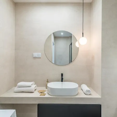 Appartement Grzegorzki - Balcony, Ac, Shops&tram Nearby - By Rentujemy