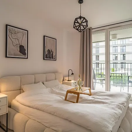 Grzegorzki - Balcony, Ac, Shops&tram Nearby - By Rentujemy * Krakau